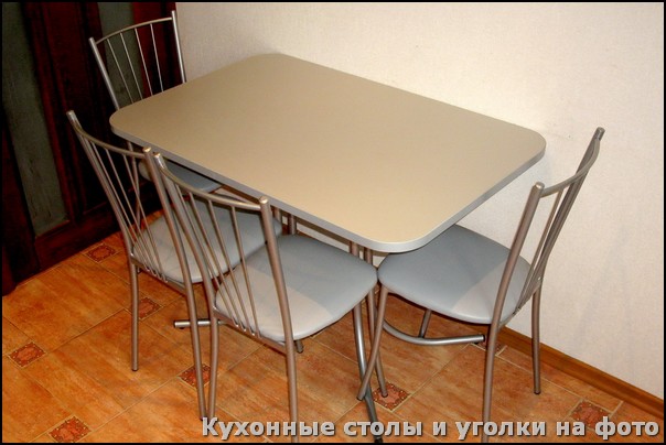 Обеденный столик для кухни на фото - 15